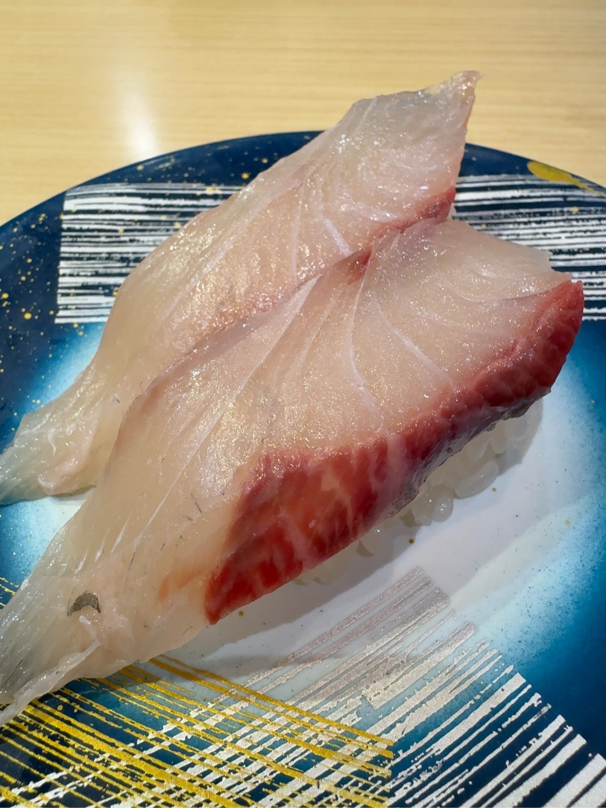 しめとして登場した、かんぱち。